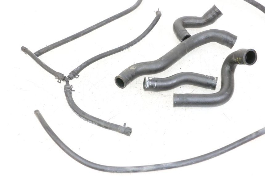 photo de KÜHLERSCHLAUCH HUSQVARNA SVARTPILEN 401 (2018 - 2023) - Zoom auf Gebrauchszustand