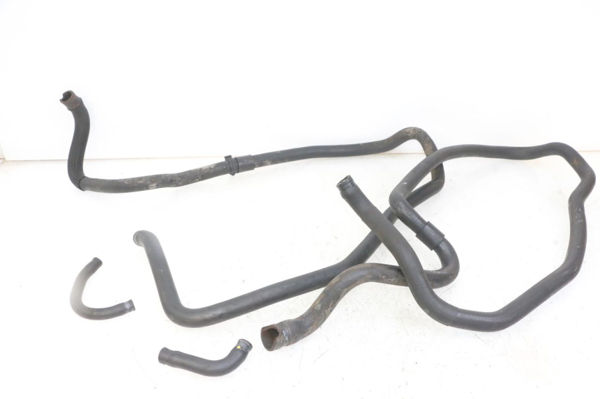 photo de KÜHLERSCHLAUCH PIAGGIO IE MP3 YOURBAN 300 (2011 - 2016) - Hauptansicht