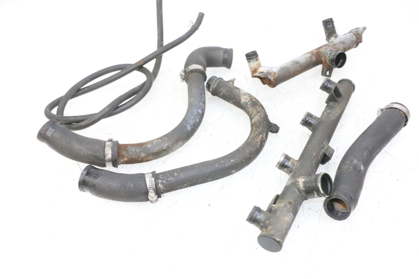 photo de KÜHLERSCHLAUCH KAWASAKI GTR 1000 (1994 - 2004) - Zoom auf Gebrauchszustand