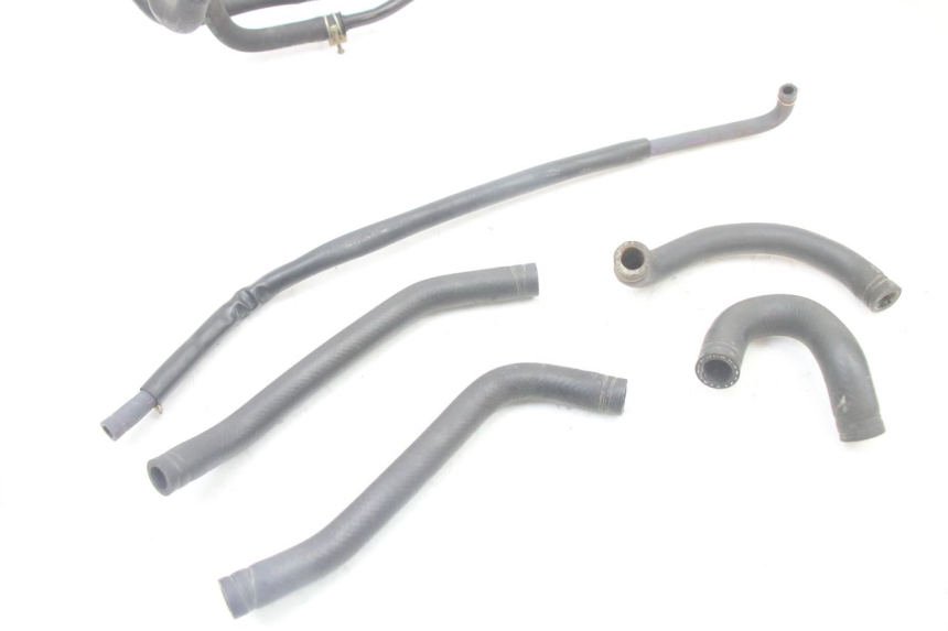 photo de KÜHLERSCHLAUCH KYMCO GRAND DINK 125 (2008 - 2014) - Detailansicht des Bauteils