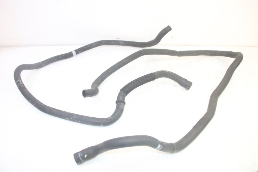 photo de KÜHLERSCHLAUCH PIAGGIO MP3 HPE 350 (2018 - 2020) - Detailansicht des Bauteils