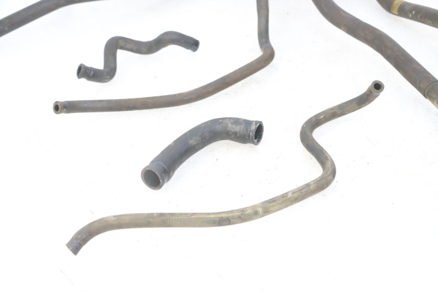 photo de KÜHLERSCHLAUCH PIAGGIO MP3 LT 300 (2010 - 2016) - Oberflächenzustand und Material