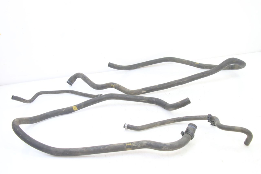 photo de KÜHLERSCHLAUCH PIAGGIO MP3 500 (2014 - 2017) - Hauptansicht