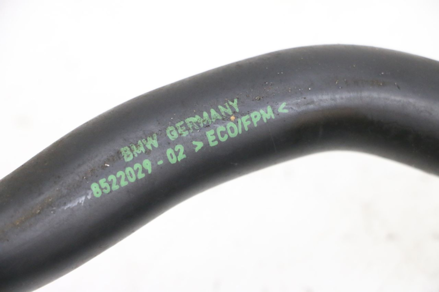 photo de KÜHLERSCHLAUCH BMW R GS 1250 (2021 - 2024) - Details der Befestigungspunkte