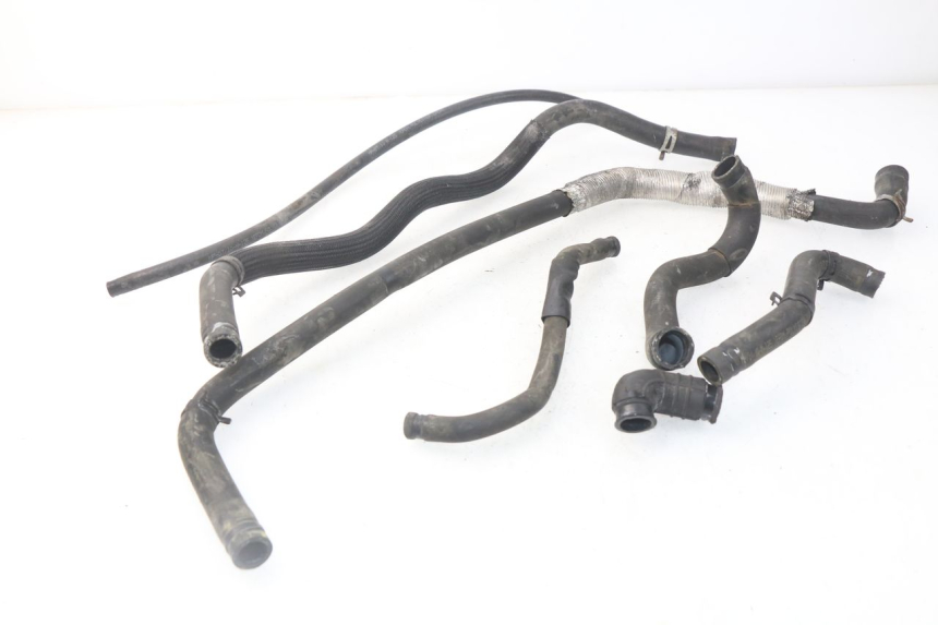 photo de KÜHLERSCHLAUCH PEUGEOT SATELIS 500 (2007 - 2013) - Detailansicht des Bauteils