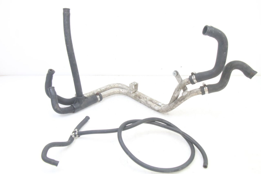 photo de KÜHLERSCHLAUCH APRILIA SCARABEO GT TOURING 125 (1999 - 2005) - Detailansicht des Bauteils