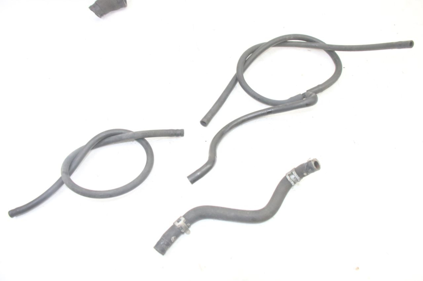 photo de KÜHLERSCHLAUCH SUZUKI SV S 650 (2003 - 2009) - Zoom auf Gebrauchszustand