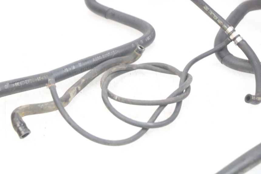 photo de KÜHLERSCHLAUCH PIAGGIO X9 125 (2000 - 2003) - Zoom auf Gebrauchszustand