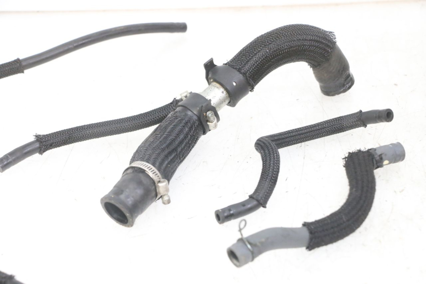 photo de KÜHLERSCHLAUCH YAMAHA XJ6 ABS 600 (2008 - 2016) - Zoom auf Gebrauchszustand