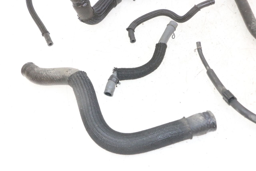 photo de KÜHLERSCHLAUCH YAMAHA XJ6 ABS 600 (2008 - 2016) - Technische Nahaufnahme