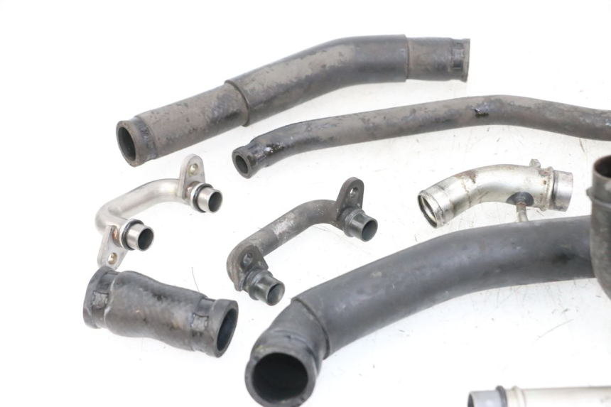 photo de KÜHLERSCHLAUCH YAMAHA FZ1 FAZER 1000 (2007 - 2009) - Zoom auf Gebrauchszustand