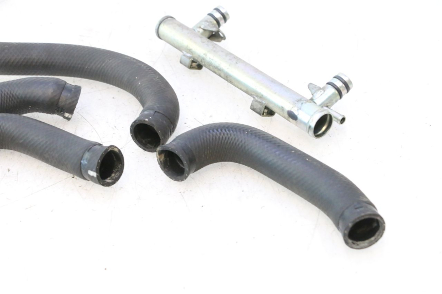 photo de KÜHLERSCHLAUCH KAWASAKI ZZR 600 (1995 - 2004) - Details der Befestigungspunkte