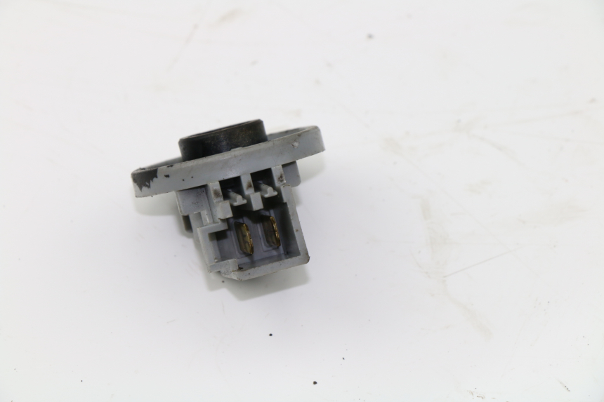 photo de KENNZEICHENBELEUCHTUNG SUZUKI AN BURGMAN 400 (1999 - 2005) - Detailansicht des Bauteils