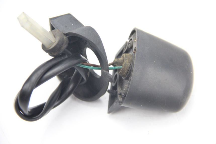 photo de KENNZEICHENBELEUCHTUNG PEUGEOT ELYSTAR 125 (2002 - 2007) - Zoom auf Gebrauchszustand