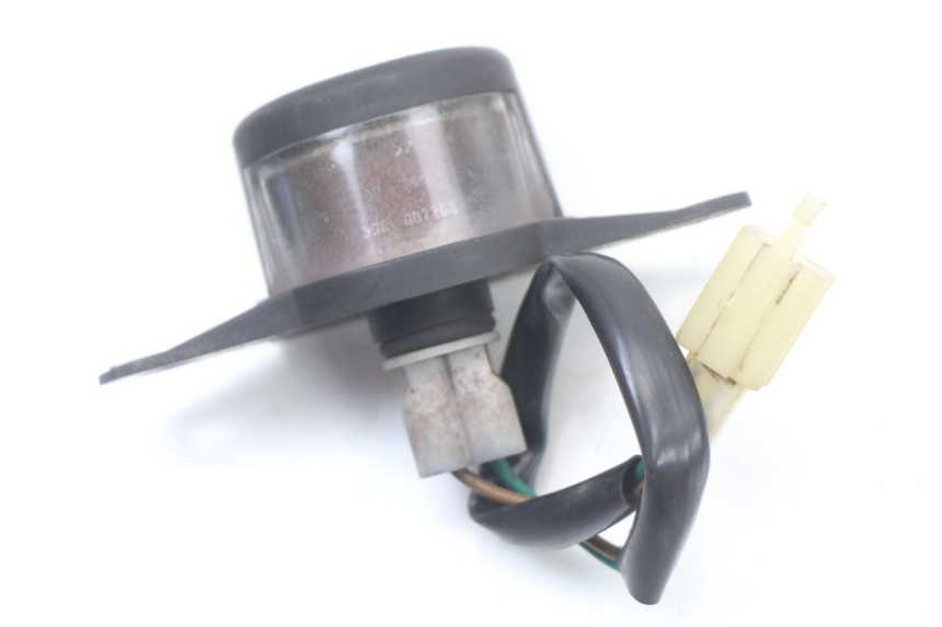 photo de KENNZEICHENBELEUCHTUNG HONDA FES PANTHEON 2T 125 (1998 - 2002) - Hauptansicht