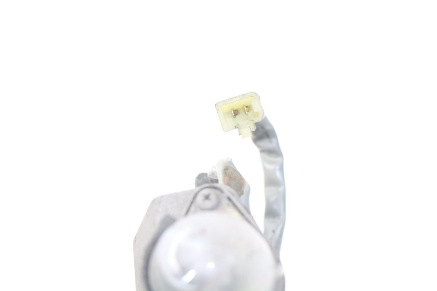 photo de KENNZEICHENBELEUCHTUNG KAWASAKI GPZ S 500 (1994 - 2005) - Zoom auf Gebrauchszustand