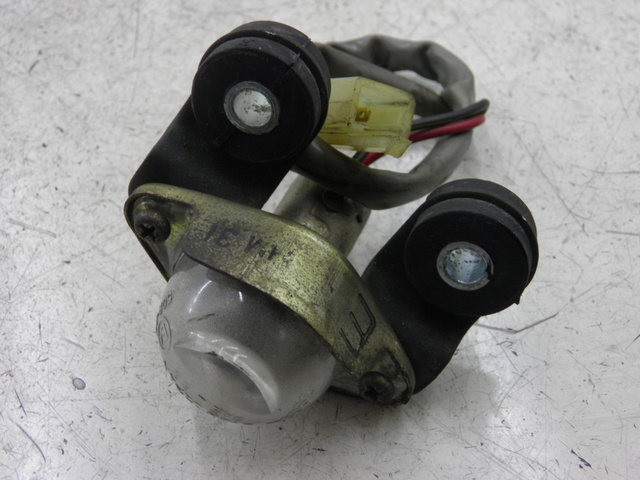 photo de KENNZEICHENBELEUCHTUNG KAWASAKI ZZR 600 (1995 - 2004) - Hauptansicht