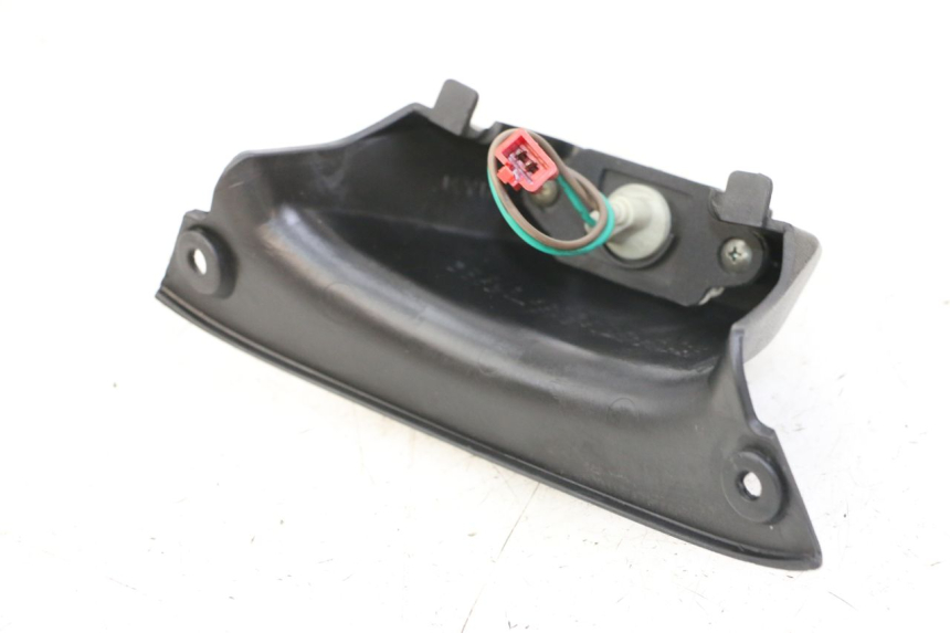 photo de KENNZEICHENBELEUCHTUNG KYMCO XCITING 500 (2007 - 2010) - Detailansicht des Bauteils