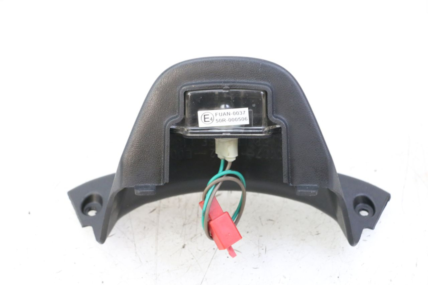 photo de KENNZEICHENBELEUCHTUNG KYMCO XCITING 500 (2007 - 2010) - Zoom auf Gebrauchszustand