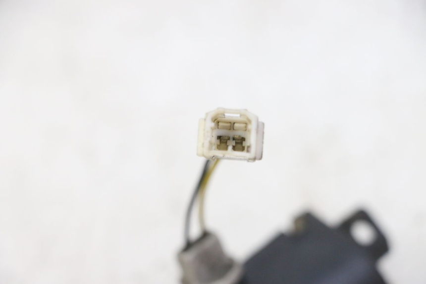 photo de KENNZEICHENBELEUCHTUNG PIAGGIO MP3 125 (2006 - 2014) - Detailansicht des Bauteils