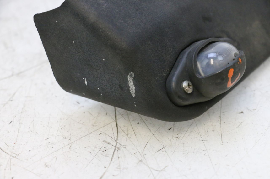 photo de KENNZEICHENBELEUCHTUNG PIAGGIO MP3 RL 250 (2006 - 2010) - Alternative Perspektive