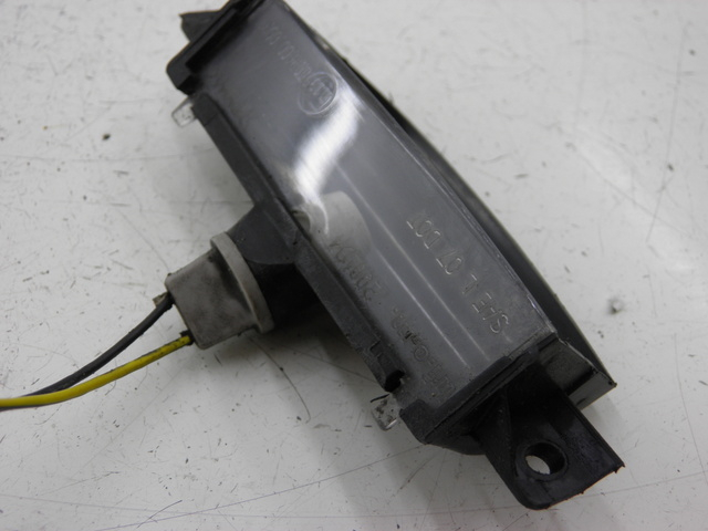 photo de KENNZEICHENBELEUCHTUNG PIAGGIO MP3 RL 125 (2006 - 2014) - Zoom auf Gebrauchszustand