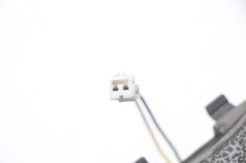 photo de KENNZEICHENBELEUCHTUNG PIAGGIO VESPA GRANTURISMO 125 (2003 - 2007) - Technische Nahaufnahme