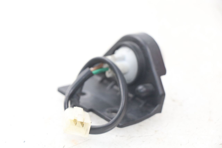 photo de KENNZEICHENBELEUCHTUNG DAELIM S2 FI 125 (2008 - 2017) - Zoom auf Gebrauchszustand