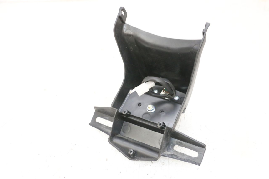 photo de KENNZEICHENBELEUCHTUNG JM MOTORS SANTANA 50 (2014 - 2023) - Technische Nahaufnahme