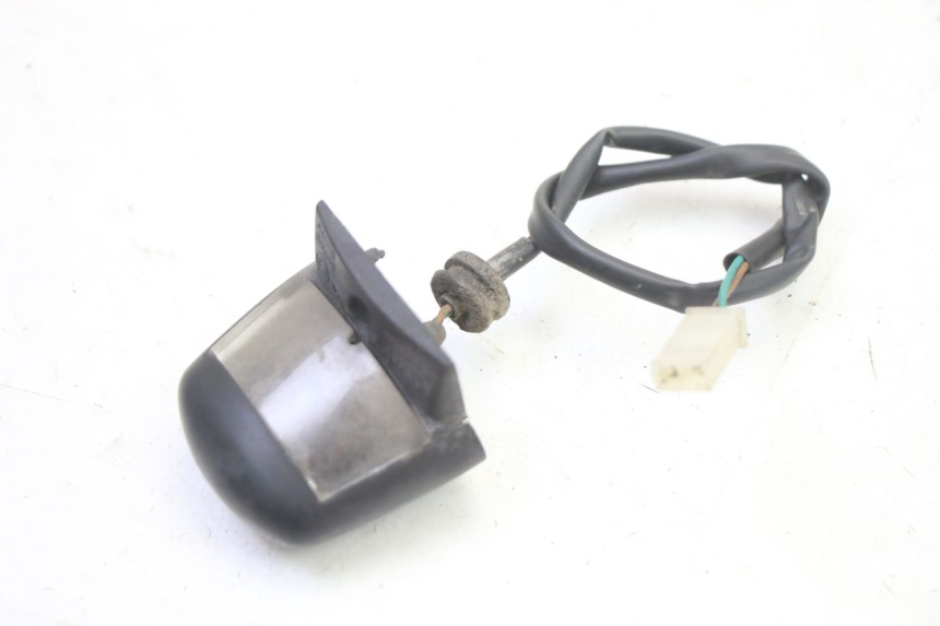 photo de KENNZEICHENBELEUCHTUNG PEUGEOT SATELIS 250 (2006 - 2012) - Zoom auf Gebrauchszustand