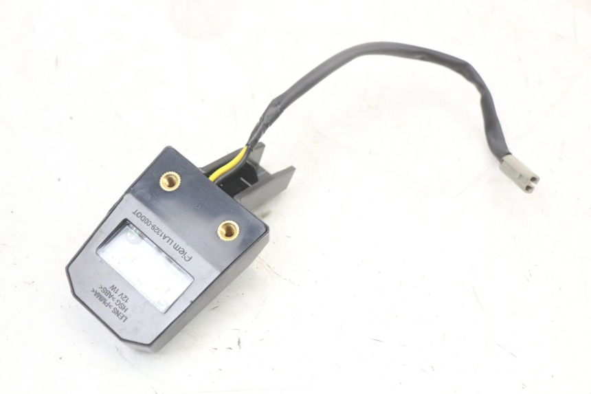 photo de KENNZEICHENBELEUCHTUNG ROYAL ENFIELD SCRAM 411 (2022 - 2024) - Zoom auf Gebrauchszustand