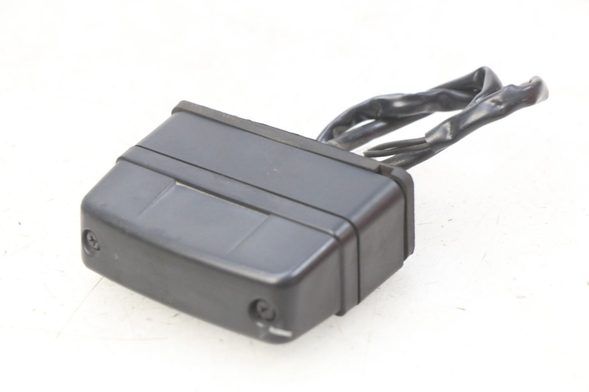 photo de KENNZEICHENBELEUCHTUNG SUZUKI SIXTEEN 125 (2008 - 2010) - Zoom auf Gebrauchszustand