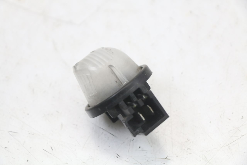 photo de KENNZEICHENBELEUCHTUNG SUZUKI BURGMAN 125 (2018 - 2021) - Alternative Perspektive