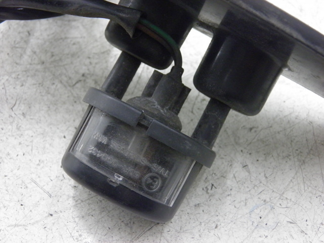 photo de KENNZEICHENBELEUCHTUNG SYM GTS 125 (2005 - 2008) - Alternative Perspektive