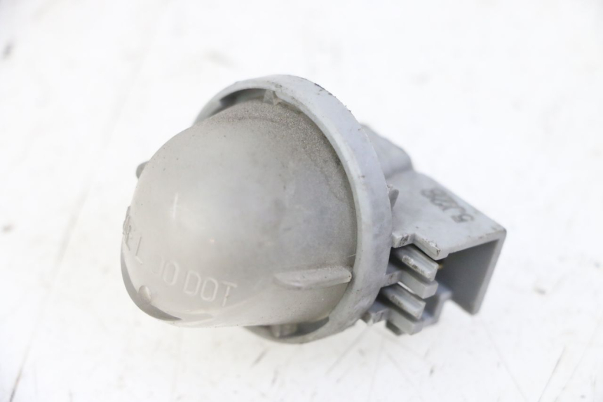 photo de KENNZEICHENBELEUCHTUNG SUZUKI UH BURGMAN 125 (2002 - 2006) - Alternative Perspektive