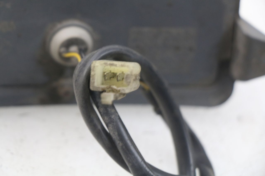 photo de KENNZEICHENBELEUCHTUNG PIAGGIO X9 EVOLUTION 125 (2003 - 2007) - Alternative Perspektive