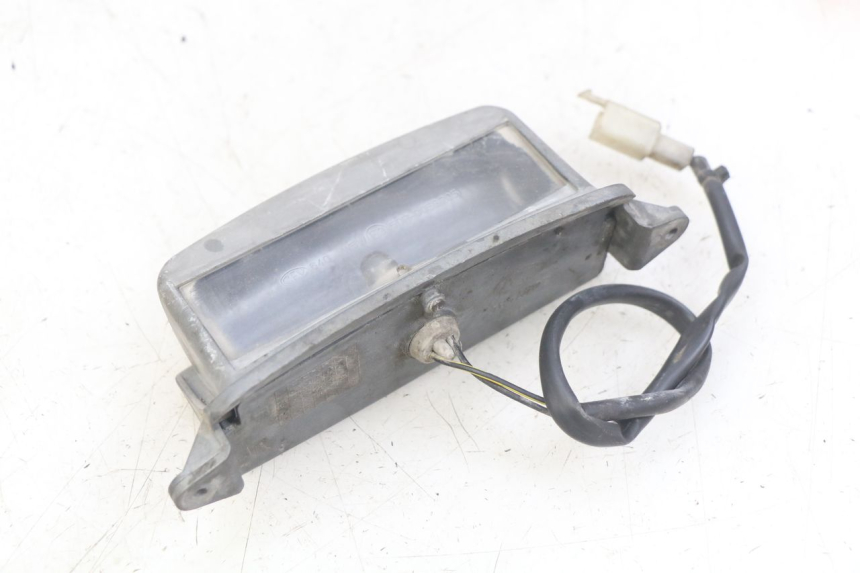 photo de KENNZEICHENBELEUCHTUNG PIAGGIO X9 EVOLUTION 125 (2003 - 2007) - Detailansicht des Bauteils