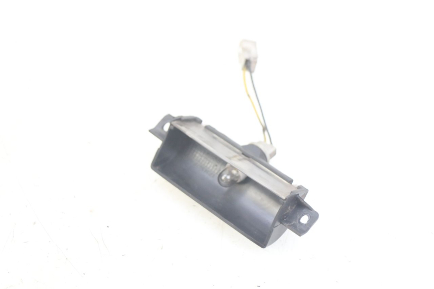 photo de KENNZEICHENBELEUCHTUNG PIAGGIO XEVO - X EVO 125 (2007 - 2017) - Detailansicht des Bauteils