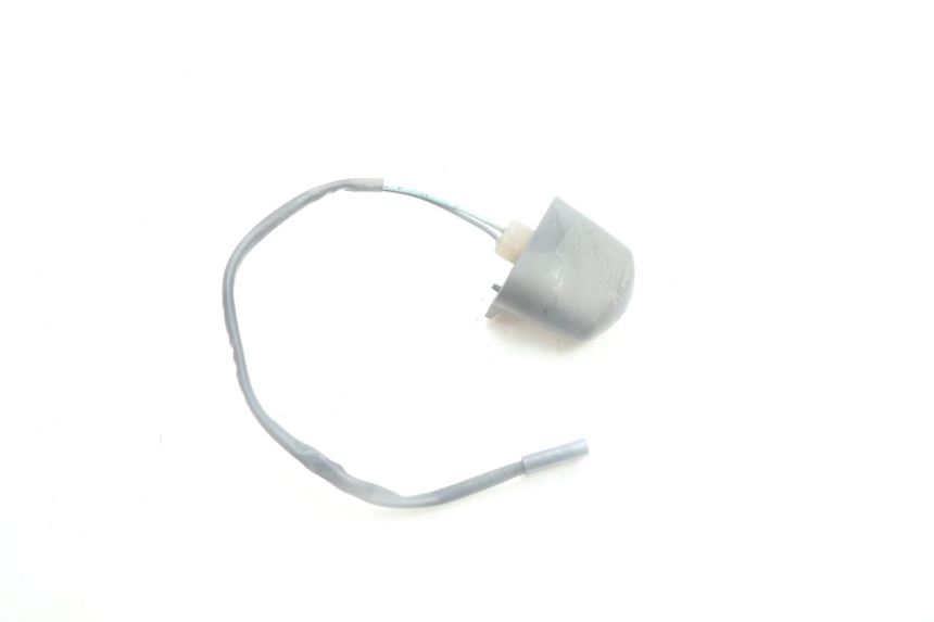 photo de KENNZEICHENBELEUCHTUNG YAMAHA YP MAJESTY 125 (2002 - 2006) - Alternative Perspektive