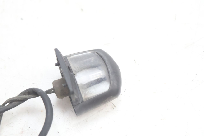 photo de KENNZEICHENBELEUCHTUNG YAMAHA YP MAJESTY 125 (2002 - 2006) - Detailansicht des Bauteils