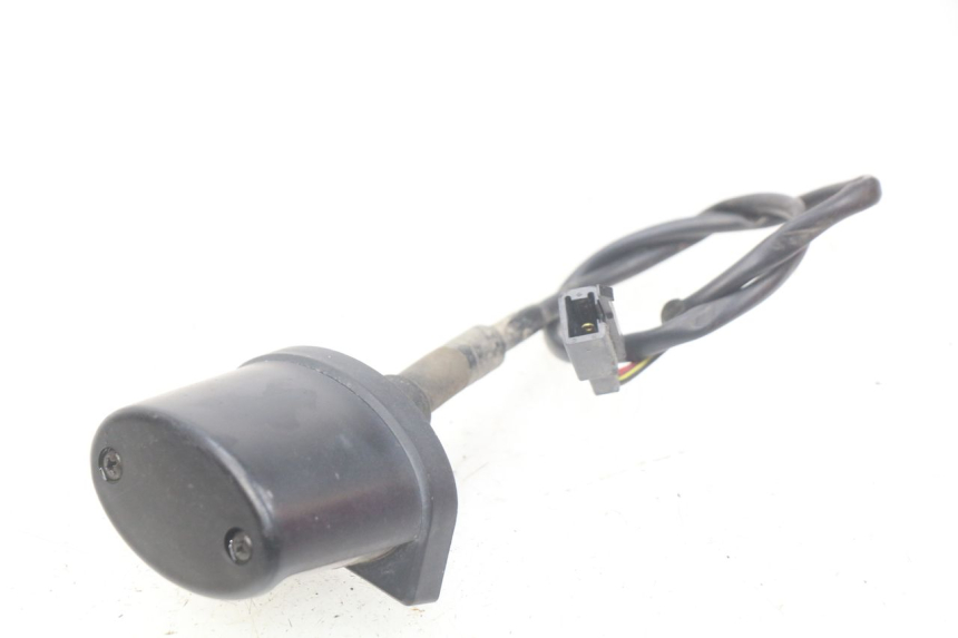 photo de KENNZEICHENBELEUCHTUNG KAWASAKI Z S 750 (2003 - 2006) - Technische Nahaufnahme