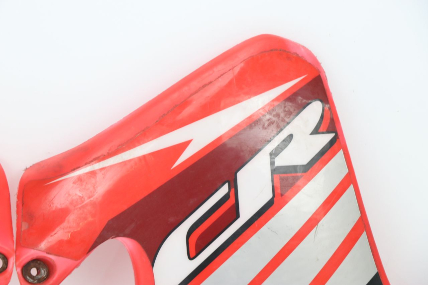 photo de KÜHLER VERKLEIDUNG HONDA CR 125 (1989 - 1991) - Oberflächenzustand und Material
