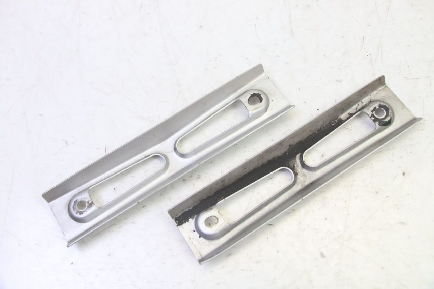 photo de KÜHLER VERKLEIDUNG YAMAHA FZ6 N FAZER 600 (2004 - 2006) - Zoom auf Gebrauchszustand