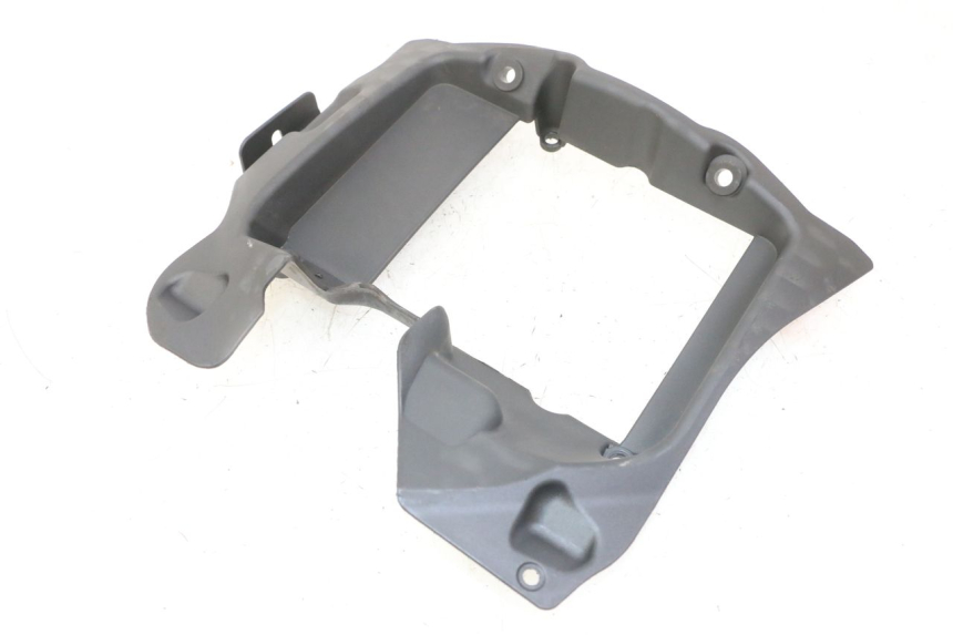 photo de KÜHLER VERKLEIDUNG PIAGGIO IE MP3 YOURBAN 300 (2011 - 2016) - Detailansicht des Bauteils