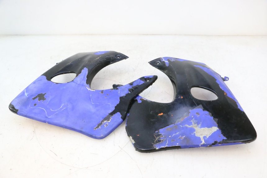 photo de KÜHLER VERKLEIDUNG DERBI SENDA 50 (2003 - 2005) - Detailansicht des Bauteils