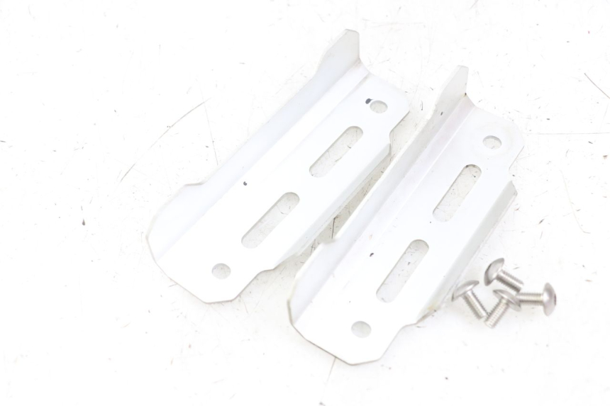 photo de KüHLERGRILL SUZUKI SV N 650 (1999 - 2002) - Alternative Perspektive