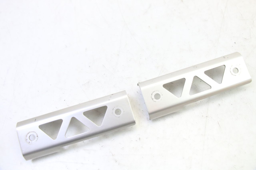 photo de KÜHLER VERKLEIDUNG SUZUKI SV S 650 (2003 - 2009) - Hauptansicht