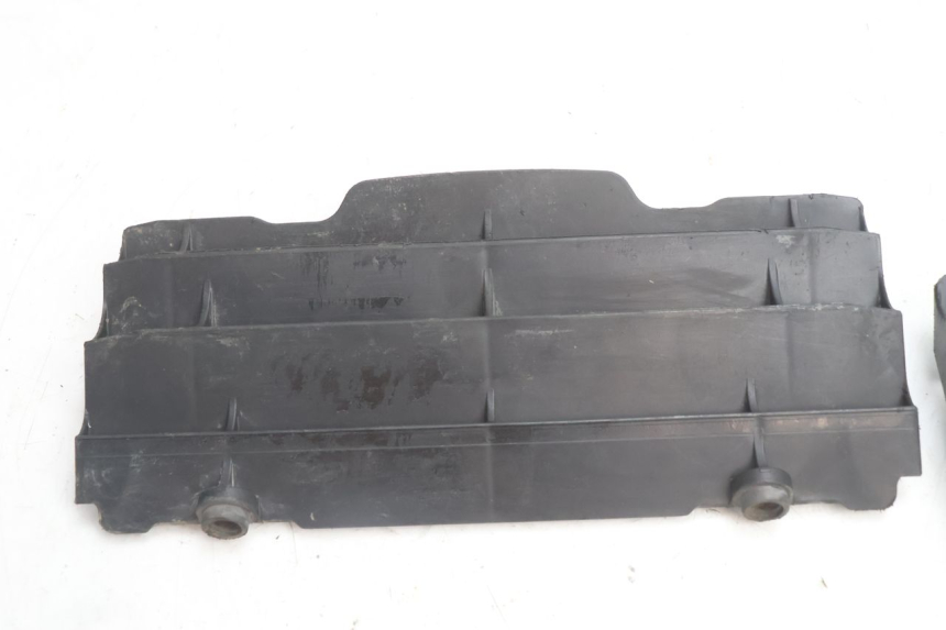 photo de KÜHLER VERKLEIDUNG HUSABERG TE 250 (2011 - 2014) - Detailansicht des Bauteils