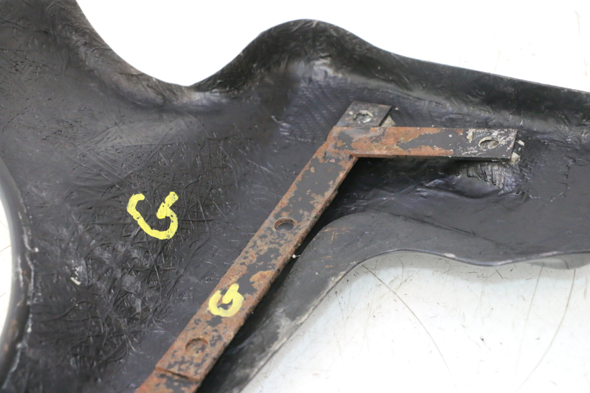 photo de KÜHLER VERKLEIDUNG YAMAHA XJR 1300 (1998 - 2002) - Zoom auf Komponenten