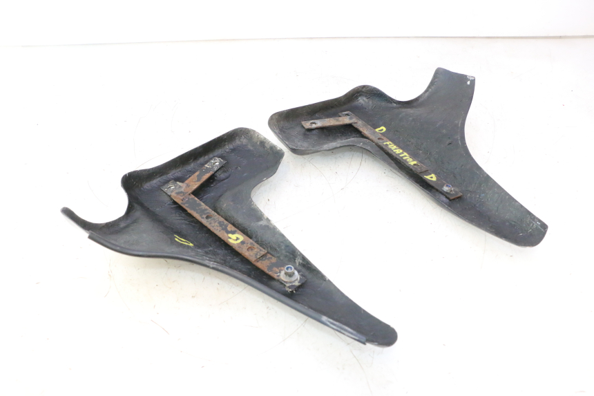 photo de KÜHLER VERKLEIDUNG YAMAHA XJR 1300 (1998 - 2002) - Hochauflösende Nahaufnahme